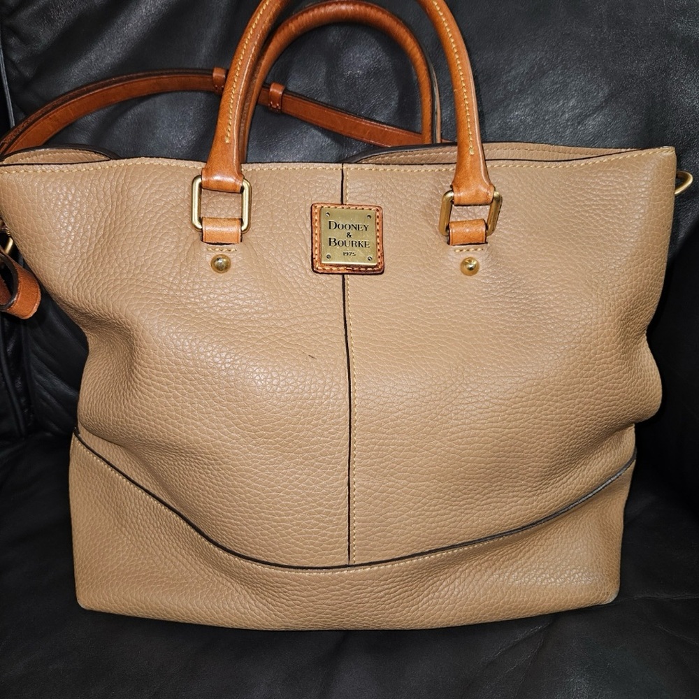 Dooney & Bourke leather pebbled Satchel